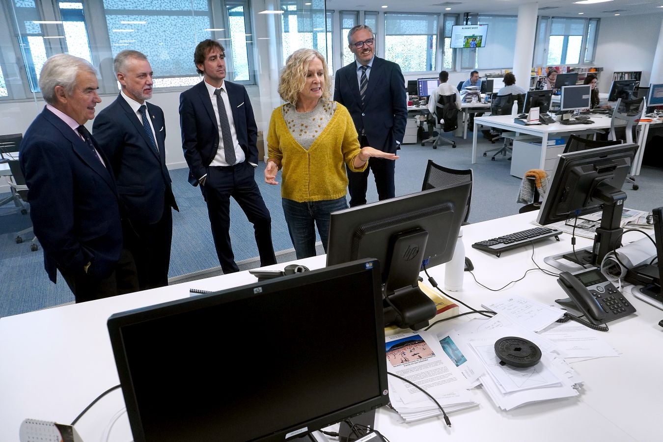 Fotos: El lehendakari visita la nueva sede de DV