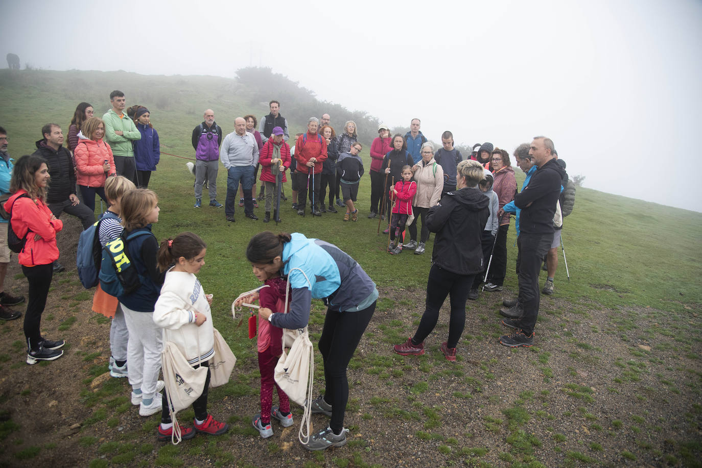Fotos: Éxito en la salida a Oianleku de Mendira