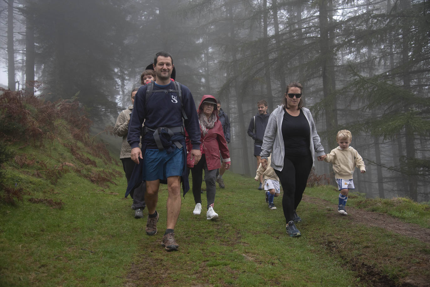 Fotos: Éxito en la salida a Oianleku de Mendira