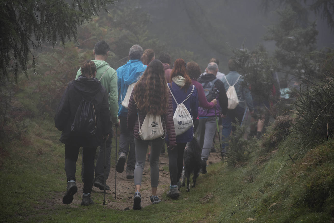 Fotos: Éxito en la salida a Oianleku de Mendira
