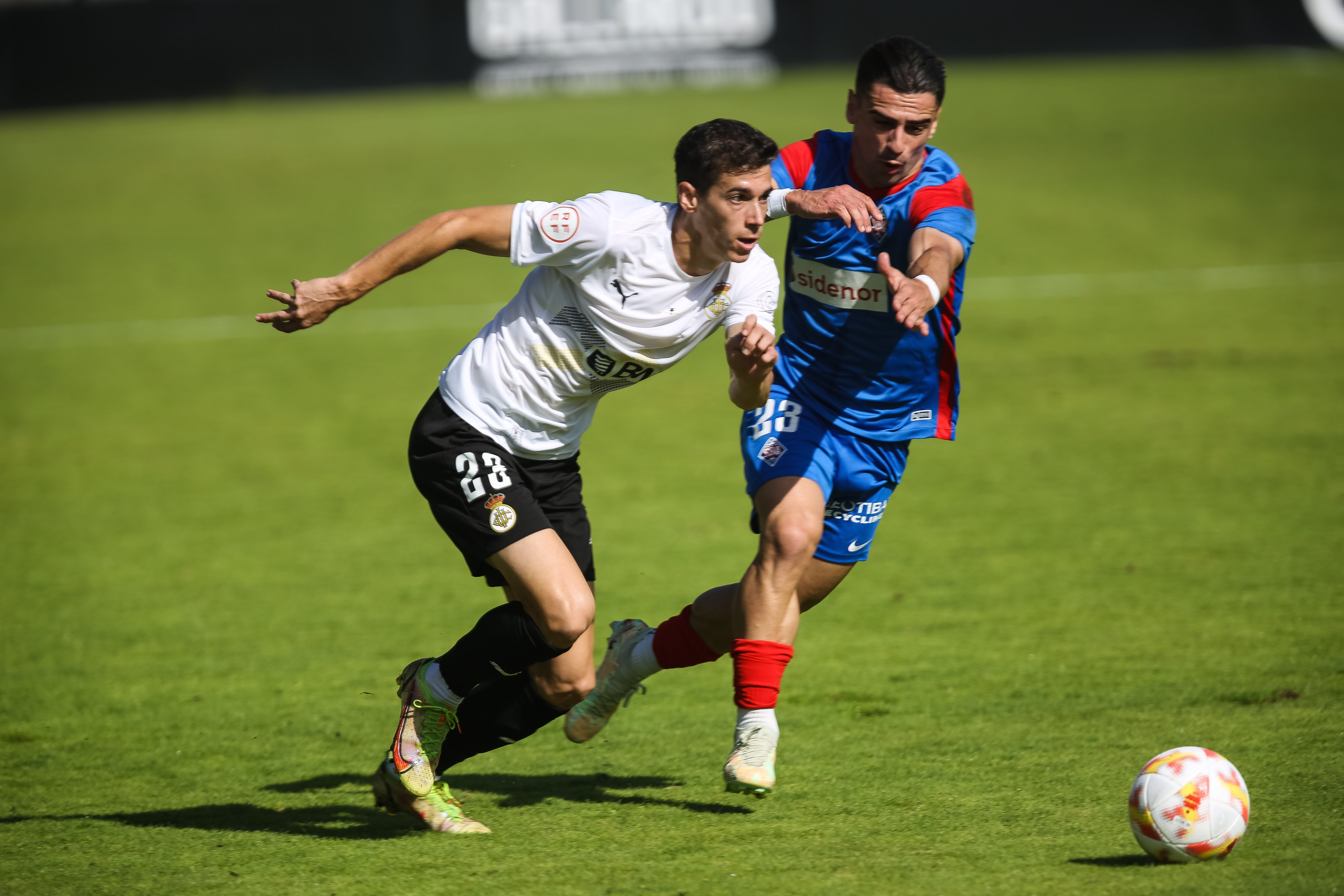 Fotos: El Real Unión se impone 4-3 al Amorebieta