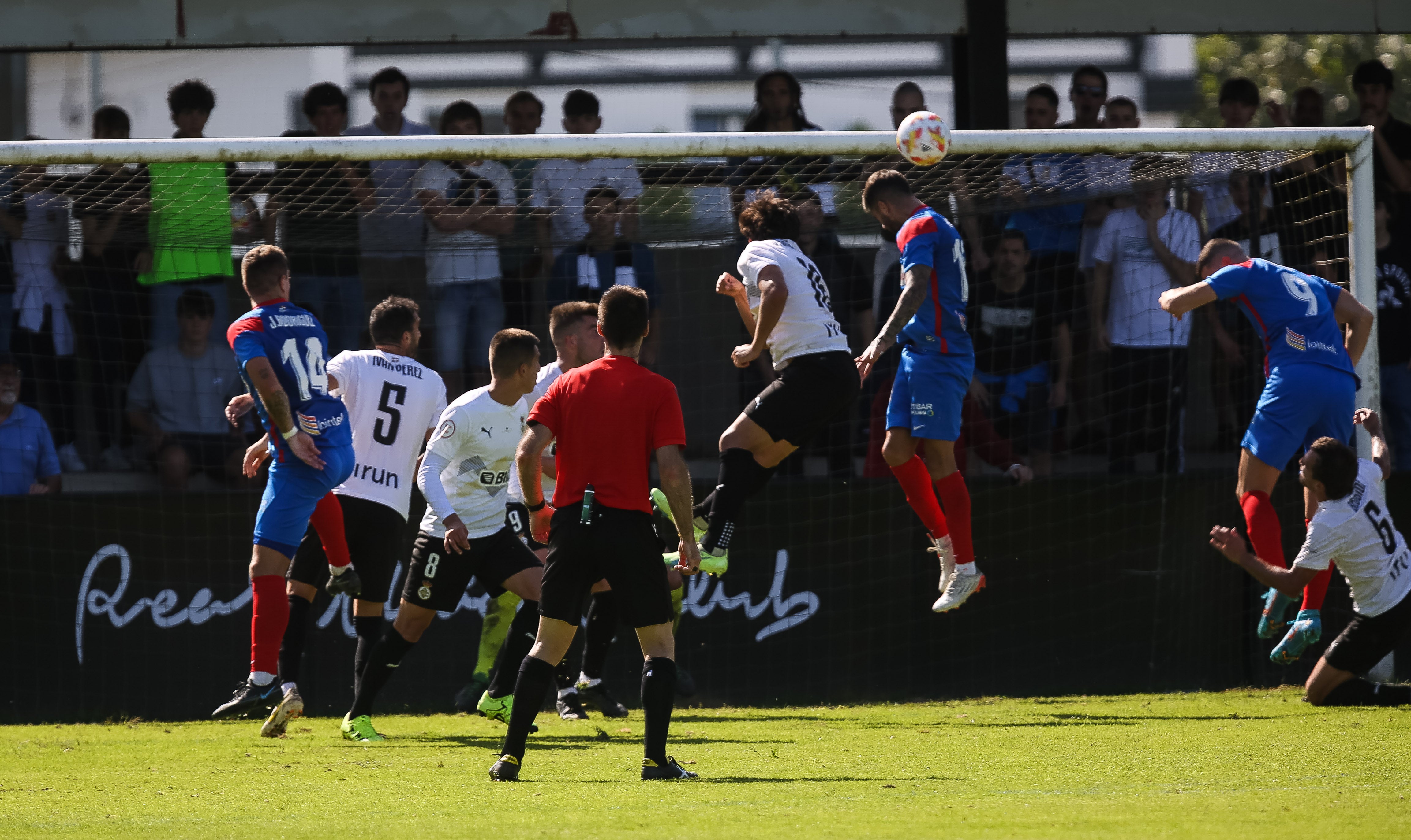 Fotos: El Real Unión se impone 4-3 al Amorebieta