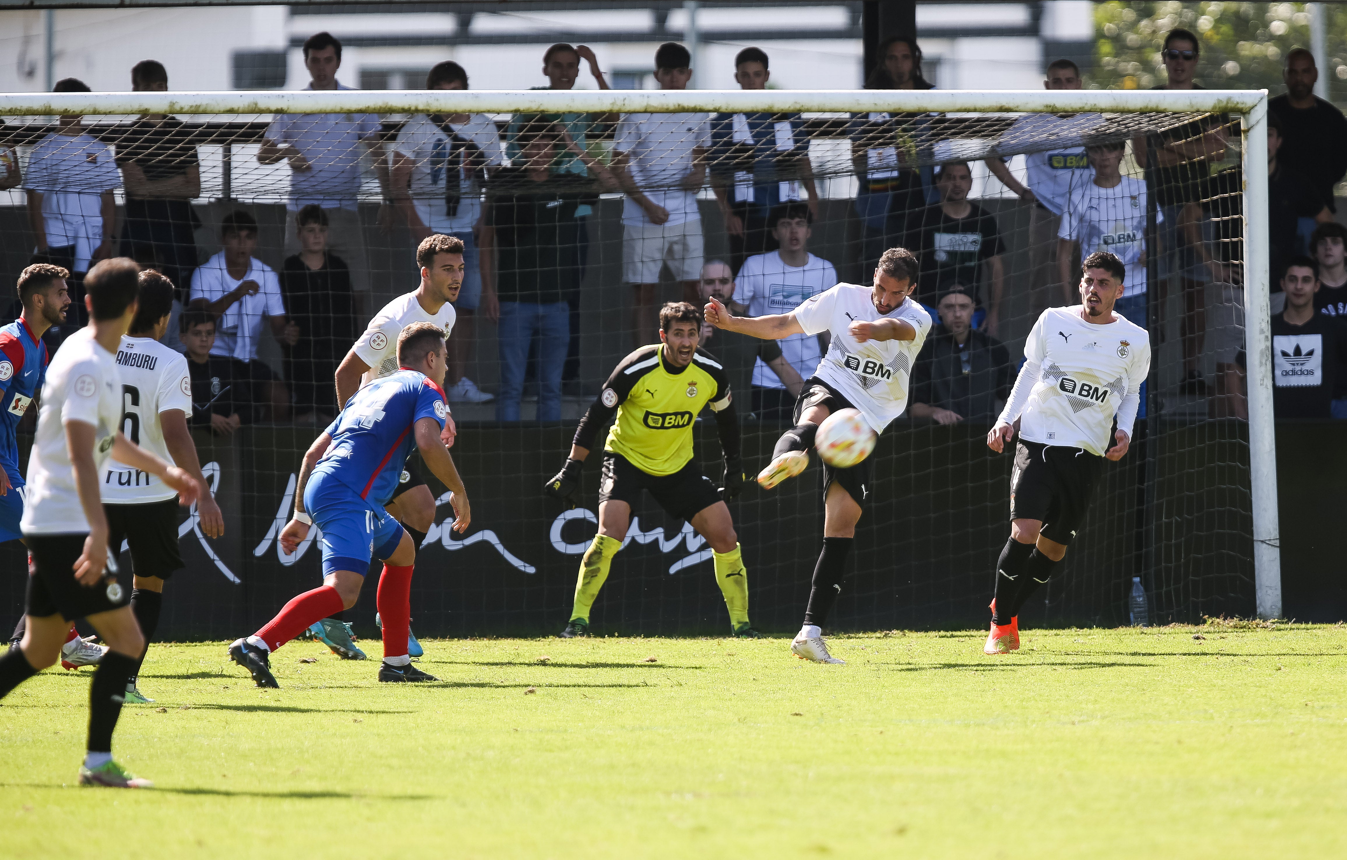 Fotos: El Real Unión se impone 4-3 al Amorebieta