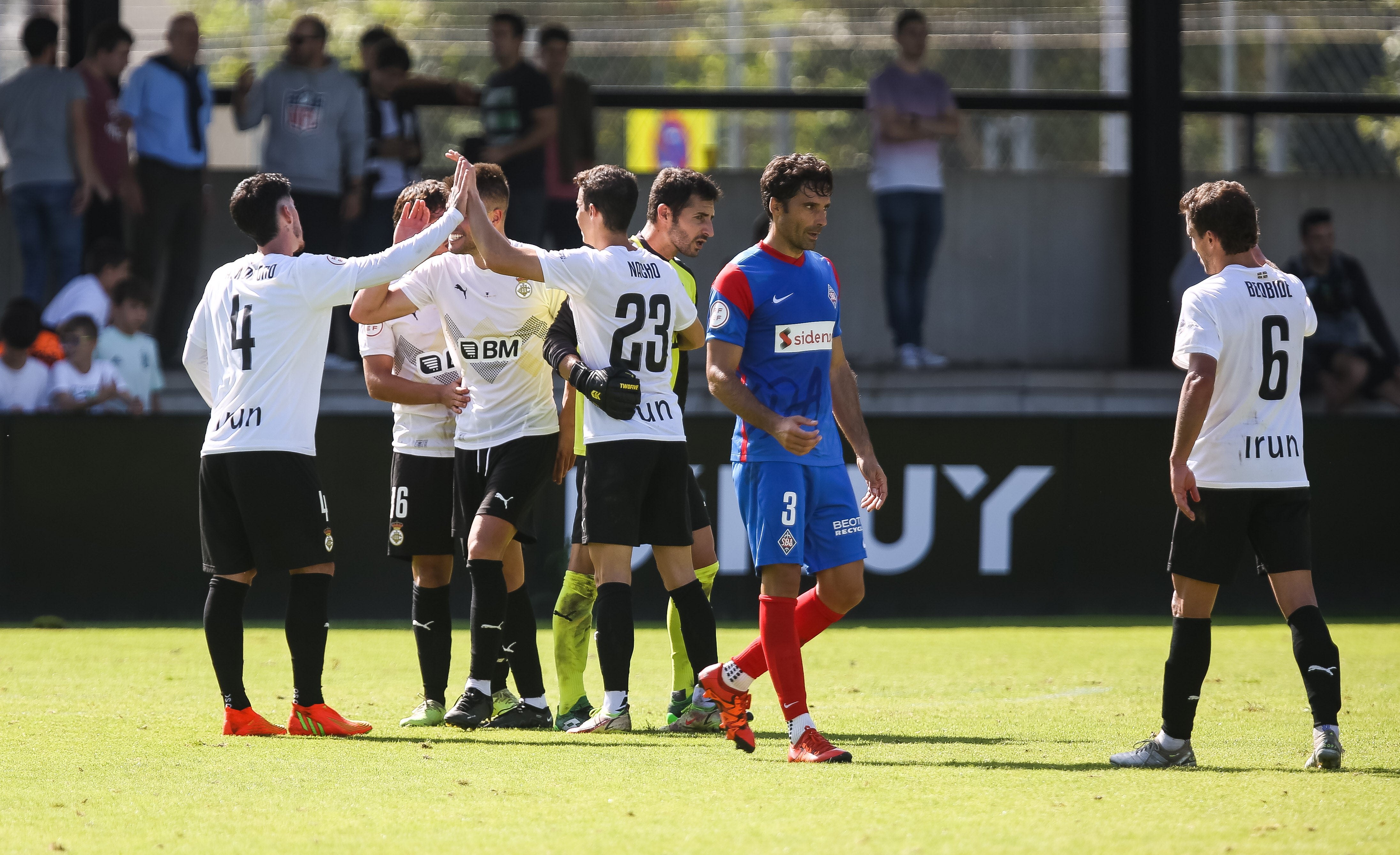 Fotos: El Real Unión se impone 4-3 al Amorebieta