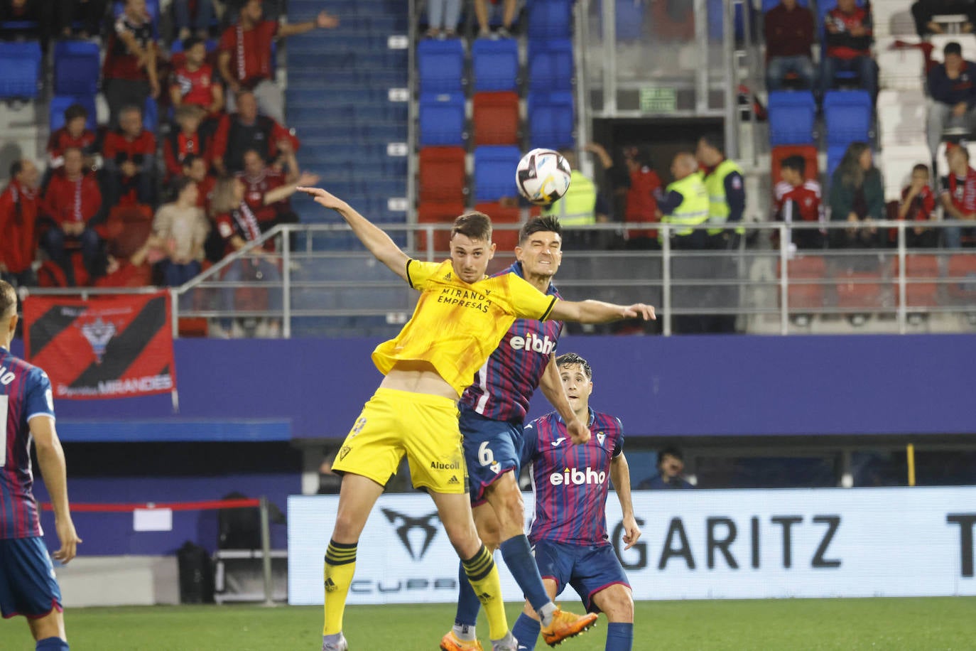 Fotos: El Eibar empata contra el Mirándes