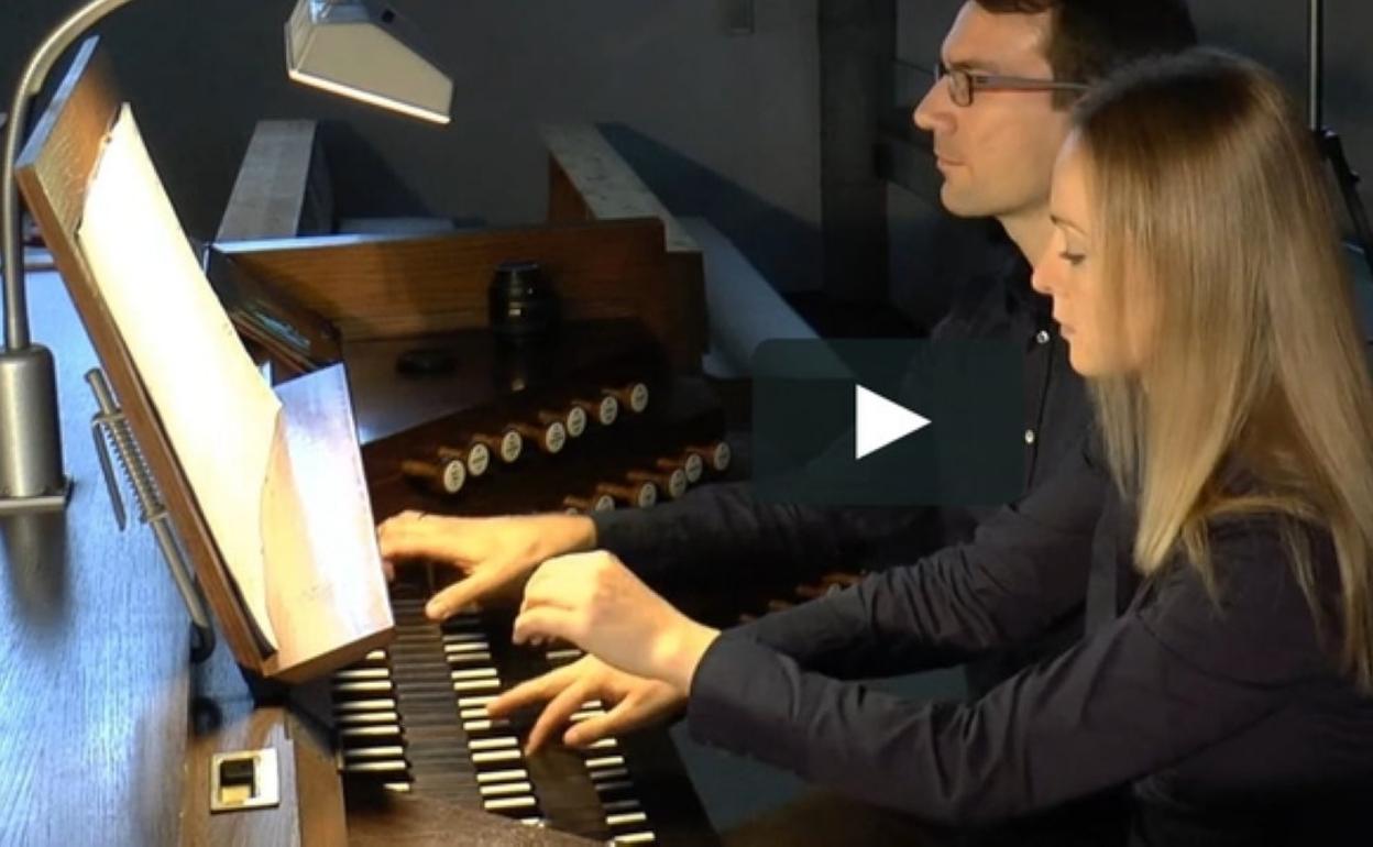 Rudolf Müller y Maria Mokhova forman Orgelduo Esprit. 