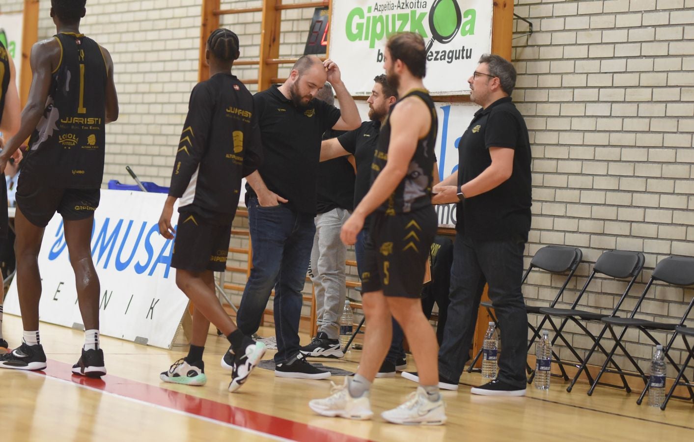 Fotos: El Juaristi cae ante el Valladolid