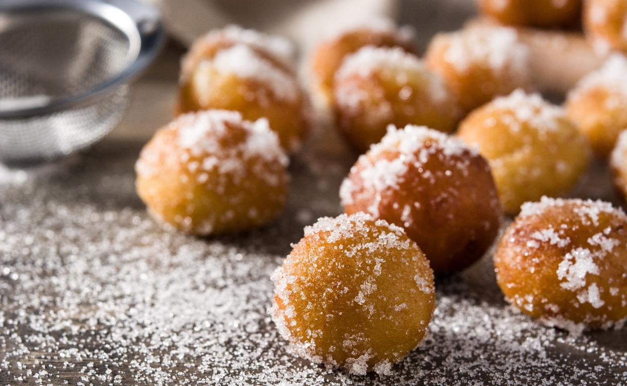 Los buñuelos son un dulce típico del Día de Todos los Santos.