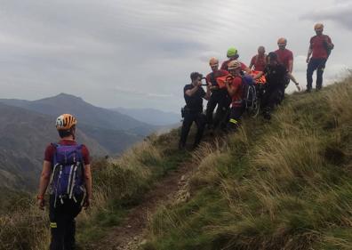 Imagen secundaria 1 - Rescatan a un excursionista francés en Aiako Harria
