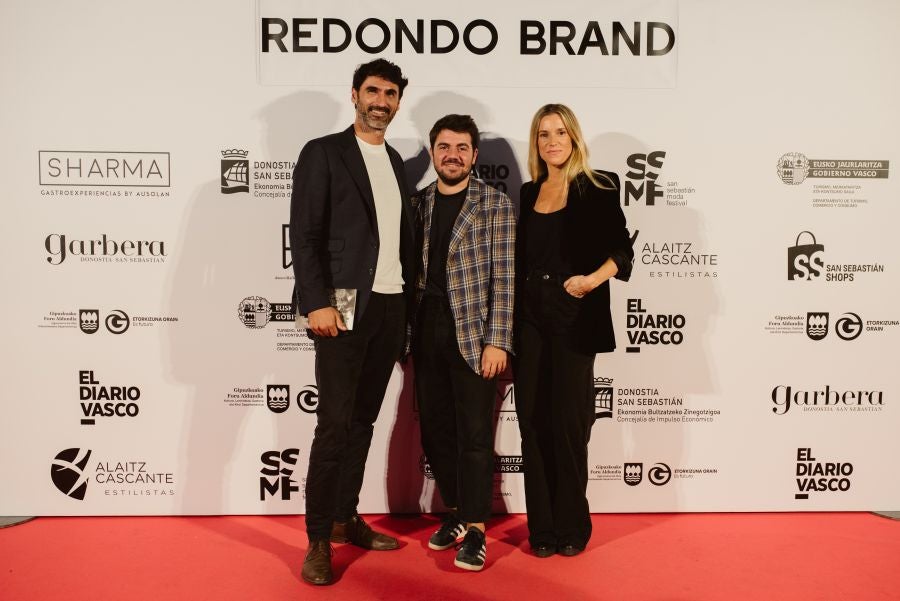 Fotos: Photocall del desfile de Redondo Brand en el Museo Balenciaga