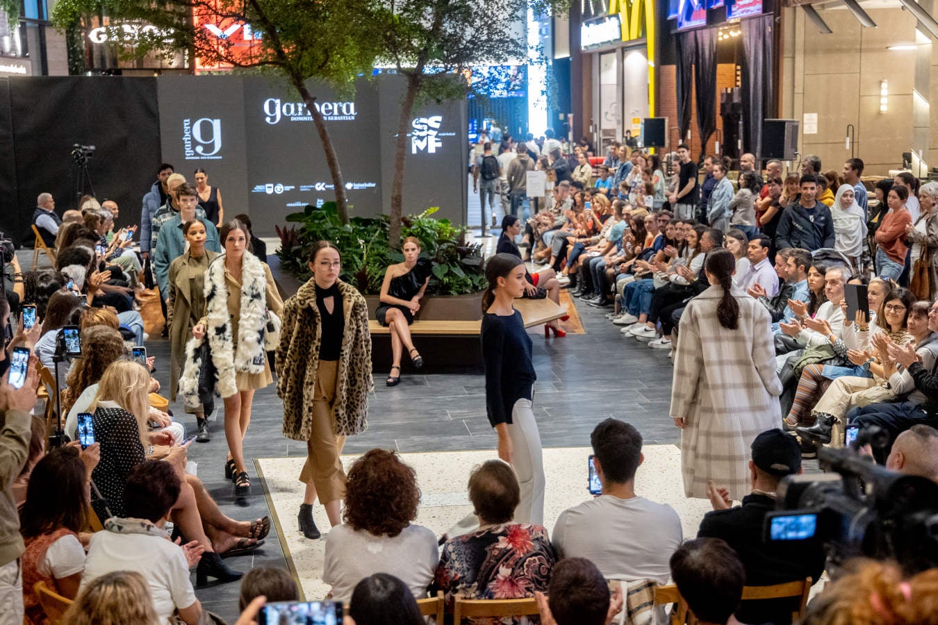 Fotos: El desfile de Garbera, una fiesta