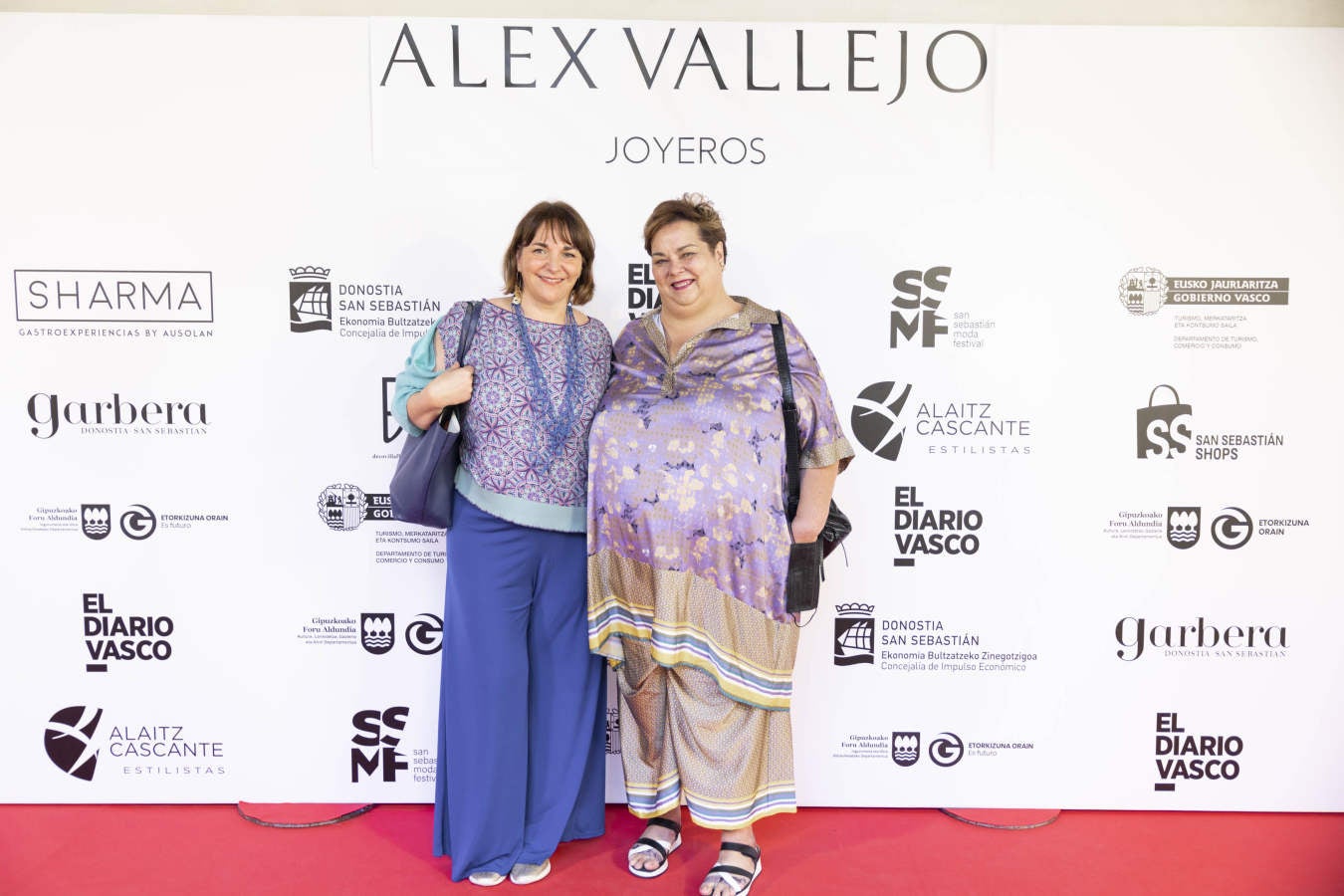 Fotos: Vallejo Joyeros presenta su colección al ritmo de Verdini Dantza Taldea