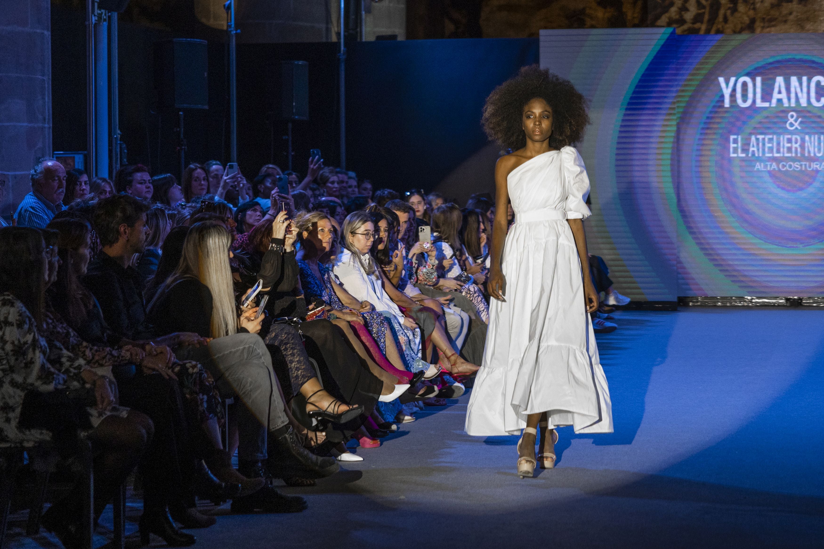 Fotos: Desfile de YolanCris para El Atelier Nupcial