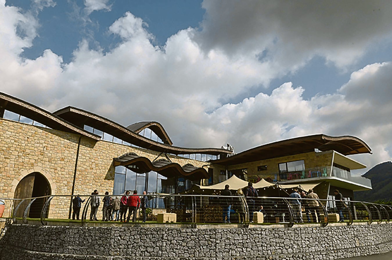 Hika Bodega, un lugar para bodas en Gipuzkoa entre viñedos, huertas y jardines