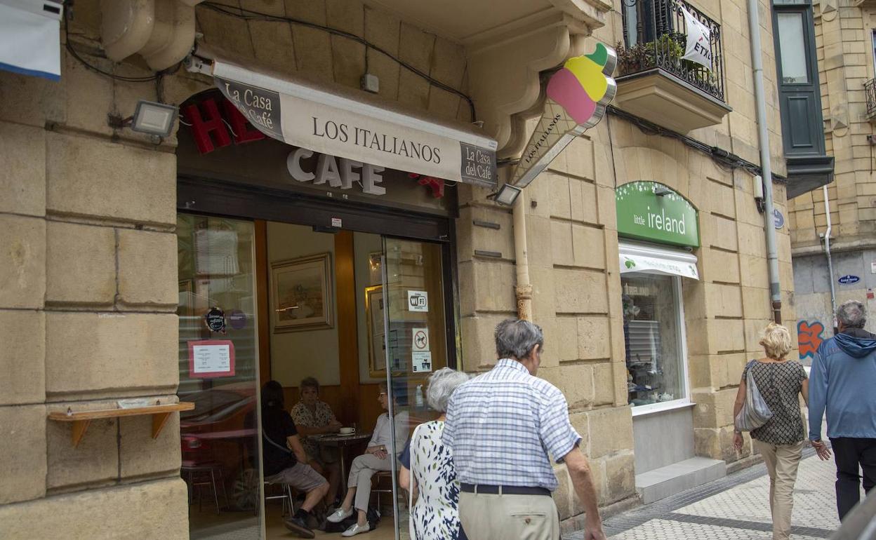 La cafetería Los Italianos, en la calle Aldamar, echará el cierre en diciembre.