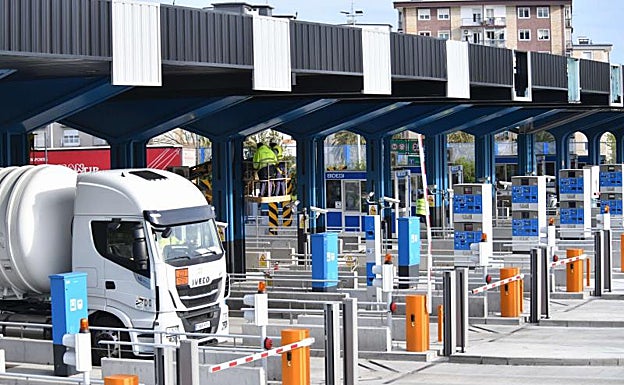 Gipuzkoa rebaja los peajes a camiones, autobuses y conductores autónomos