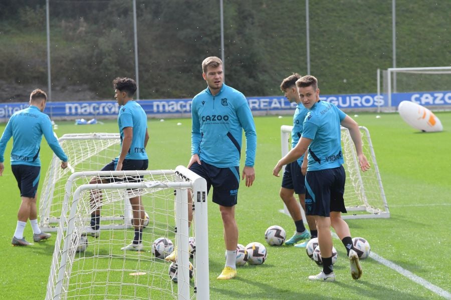 Fotos: Sorloth vuelve al grupo