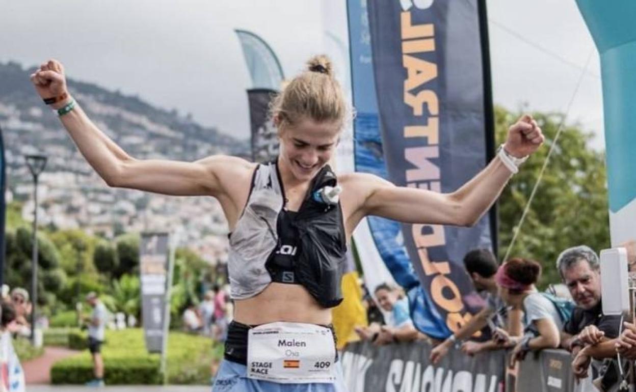 Malen Osa, a su llegada a meta en una de las etapas de la gran final de la Golden Trail Series disputada a lo largo de cinco jornadas en la isla de Madeira. 