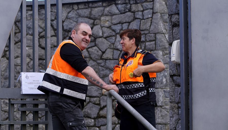 Fotos: Los cementerios se engalanan por Todos los Santos