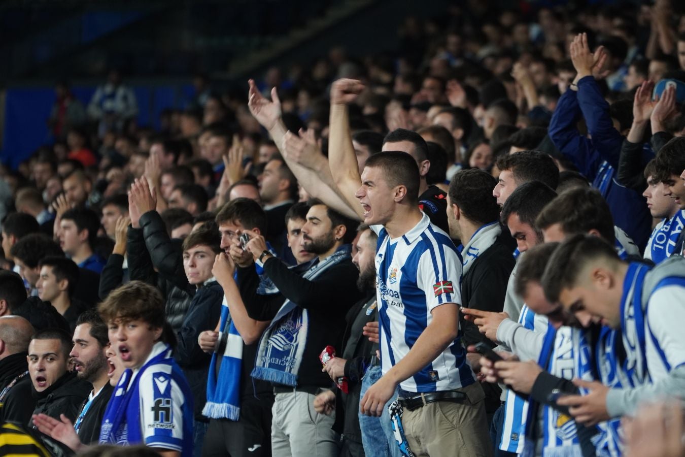 Fotos: Ambiente de gala en el Reale Arena