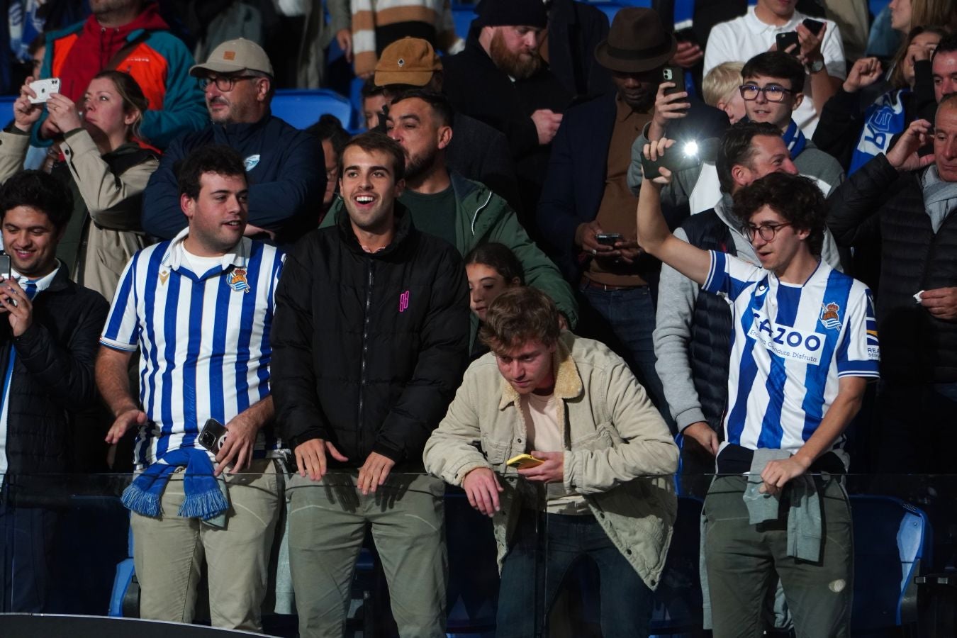 Fotos: Ambiente de gala en el Reale Arena