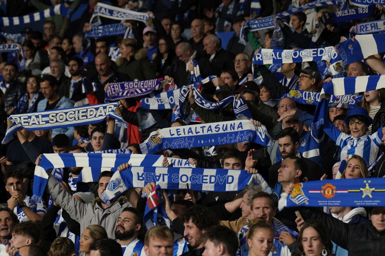 Fotos: Ambiente de gala en el Reale Arena