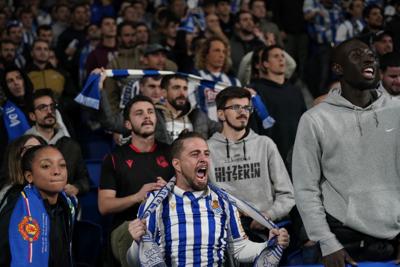 Fotos: Ambiente de gala en el Reale Arena