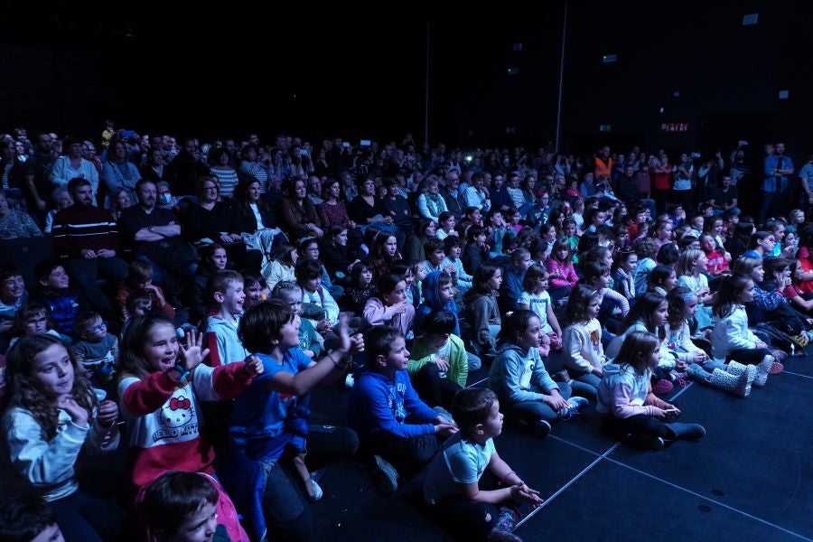 Fotos: La ikastola Orereta presenta &#039;Erriola&#039;