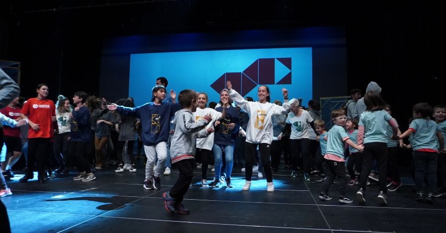 Fotos: La ikastola Orereta presenta &#039;Erriola&#039;