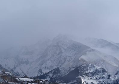 Imagen secundaria 1 - Así luce hoy la estación de Formigal