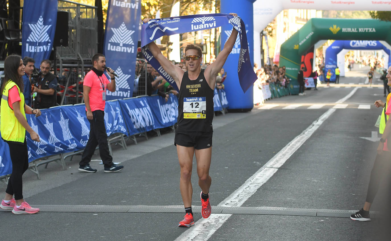 Fotos: Llegada a meta de los corredores