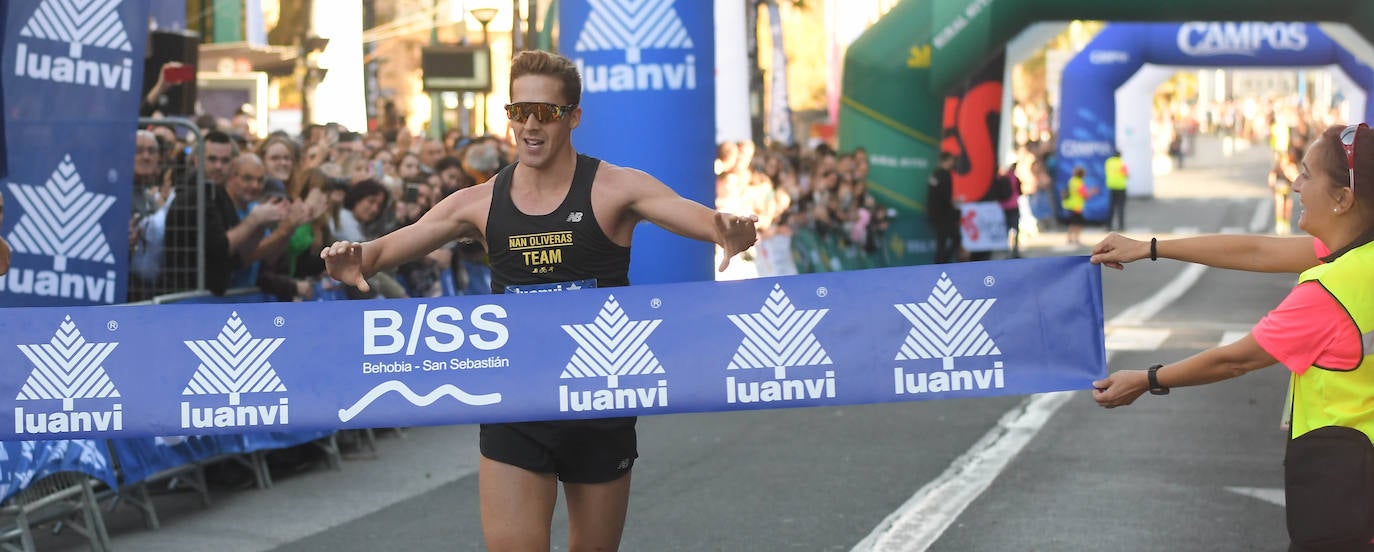 Fotos: Llegada a meta de los corredores