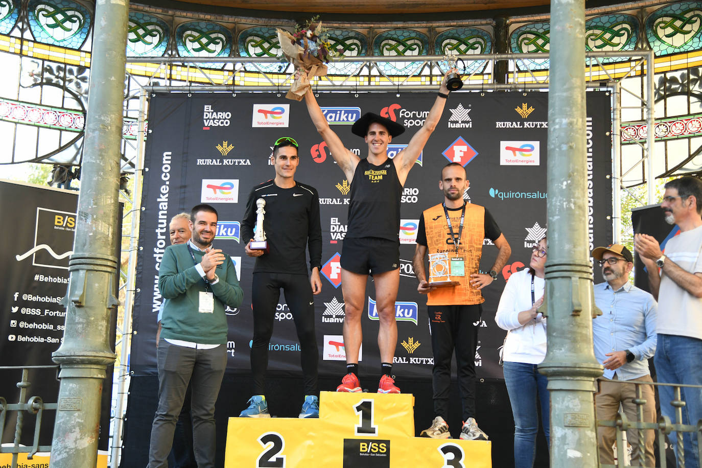 Fotos: Llegada a meta de los corredores