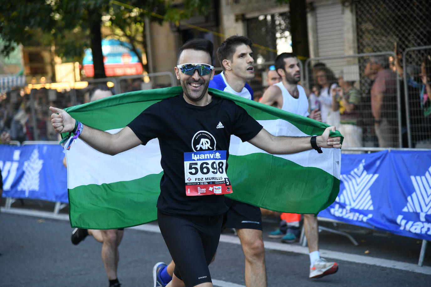 Fotos: Llegada a meta de los corredores