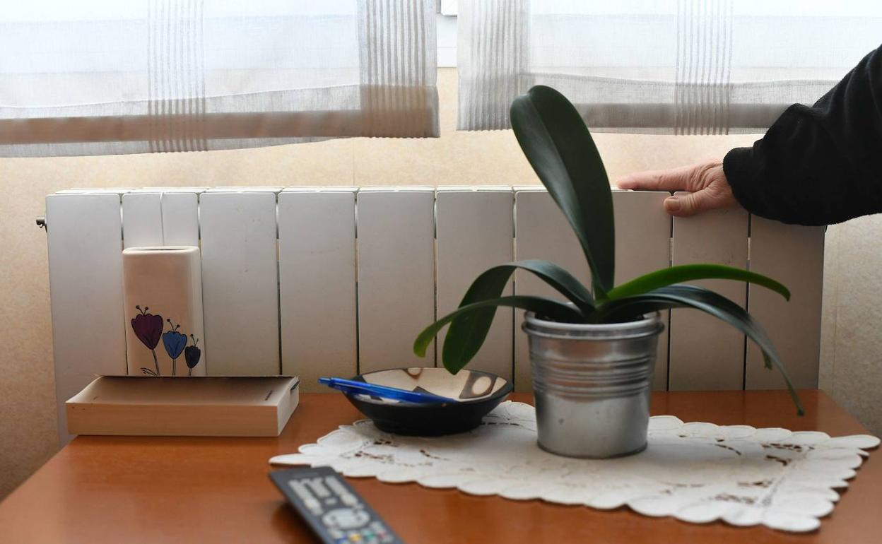 Encender la calefacción supone un gasto considerable debido al aumento del precio del gas. 