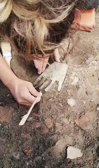 Fotos: Así fue la extracción de la &#039;mano de Irulegi&#039;