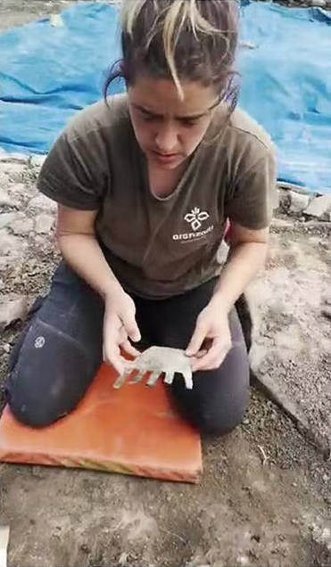 Fotos: Así fue la extracción de la &#039;mano de Irulegi&#039;