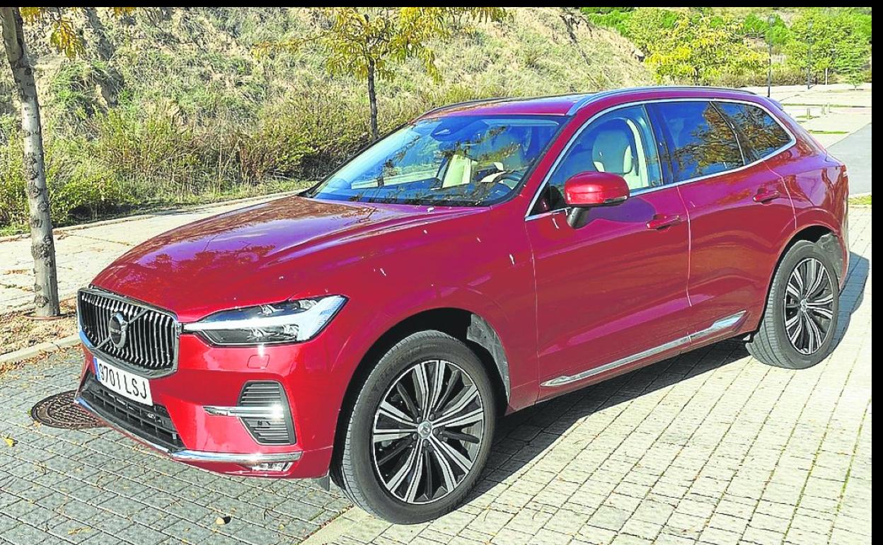 Volvo XC 60 B4: Rendimiento muy bueno y seguridad máxima en todo