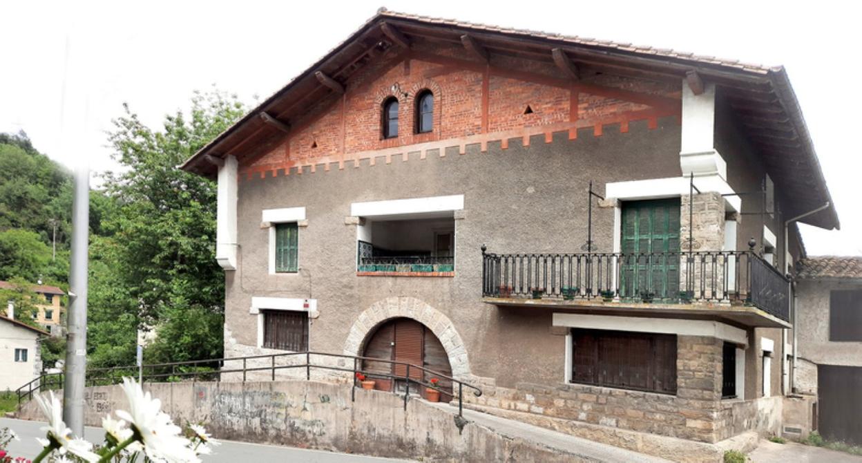 El Ayuntamiento de Anoeta comprará Modestoenea. 