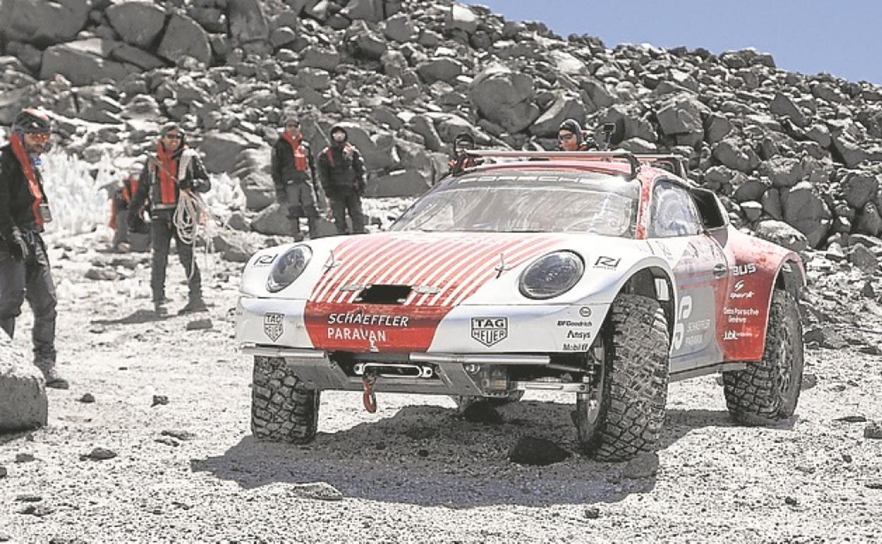 Un Porsche 911 especial: Llegar a los 6.070 metros de altitud no es posible para muchos