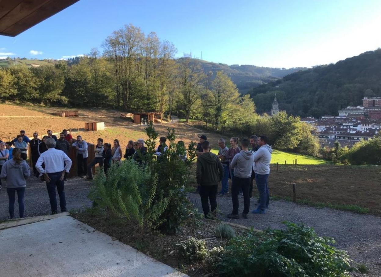 El sorteo ha servido para asignar los espacios de huerta que aún quedaban libres tras el primer sorteo. 