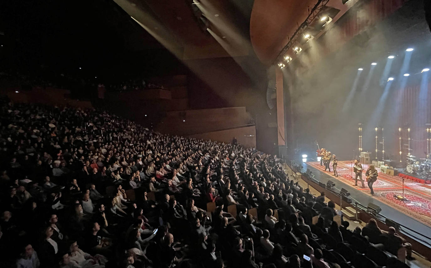 Fotos: Las imágenes del concierto de Fito y los Fitipaldis en el Kursaal