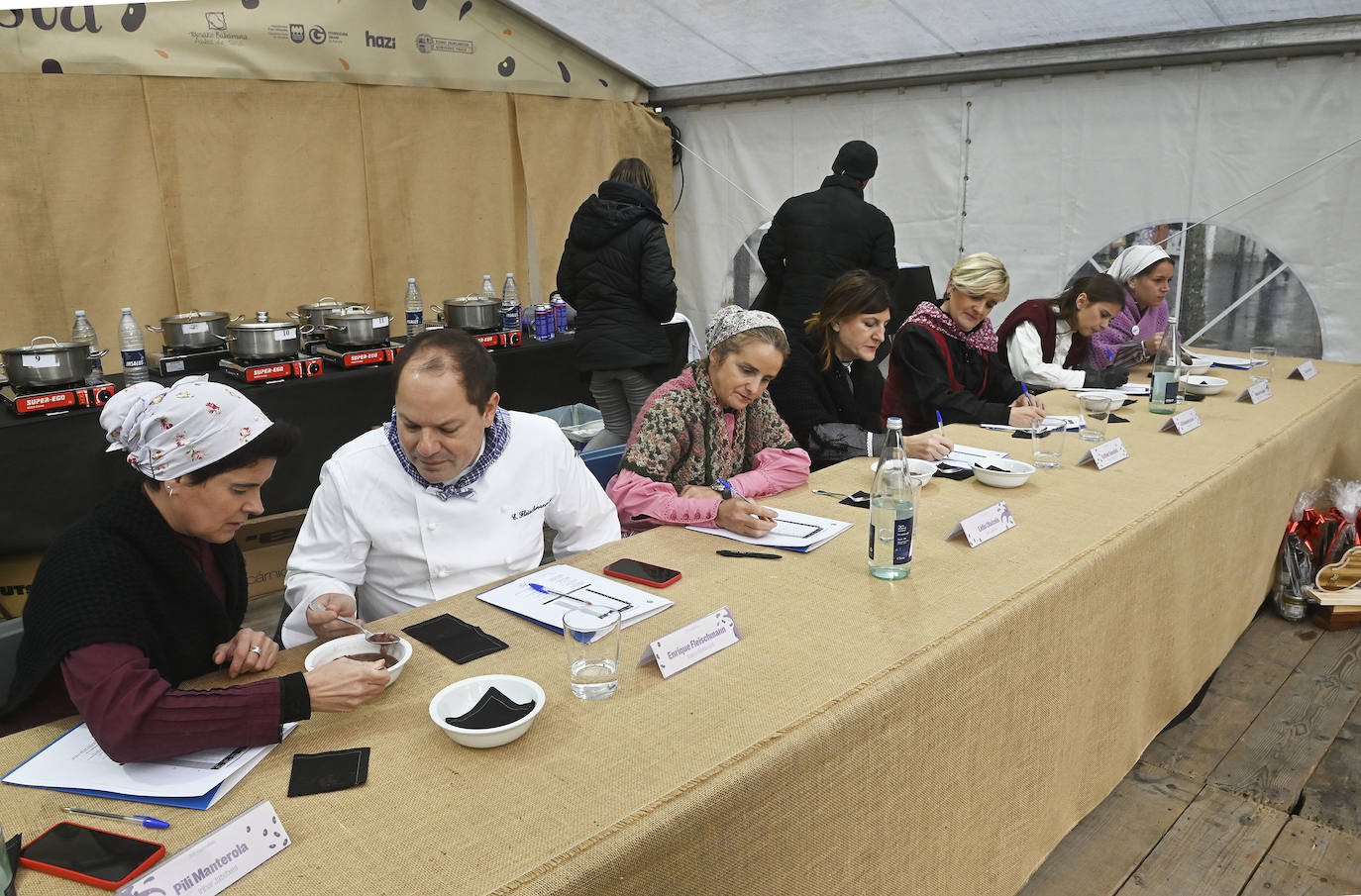 Fotos: Contra el frío y la lluvia, unas buenas alubias