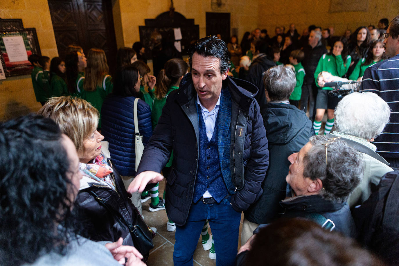 Fotos: Hondarribia entrega la insignia de oro a Unai Emery