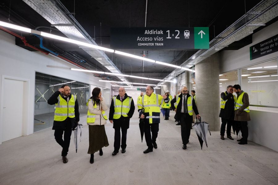 Fotos: Visita a la estación provisional de Atotxa