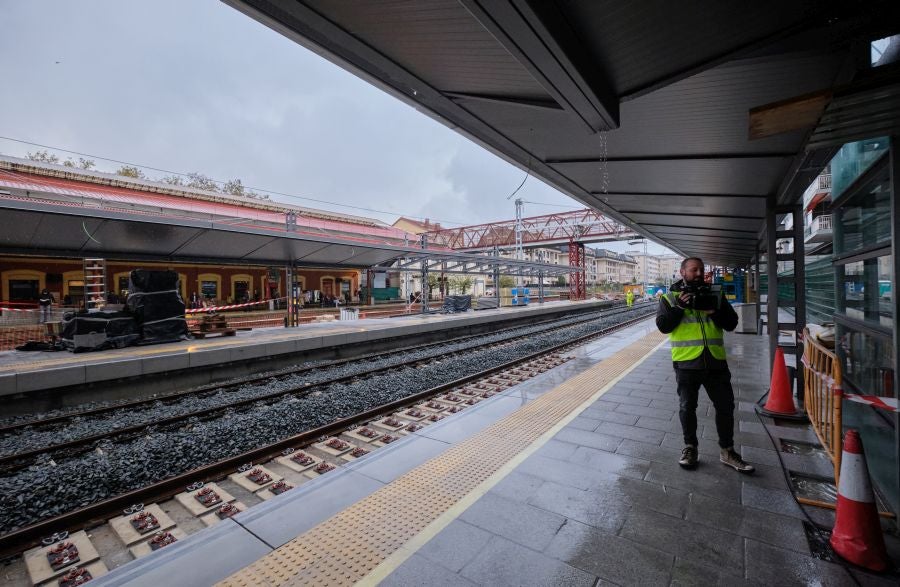 Fotos: Visita a la estación provisional de Atotxa