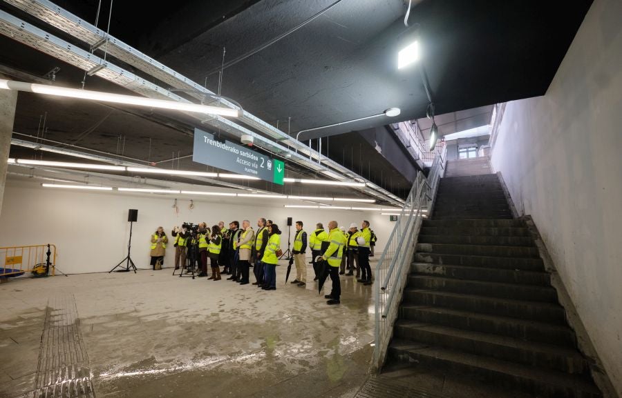 Fotos: Visita a la estación provisional de Atotxa