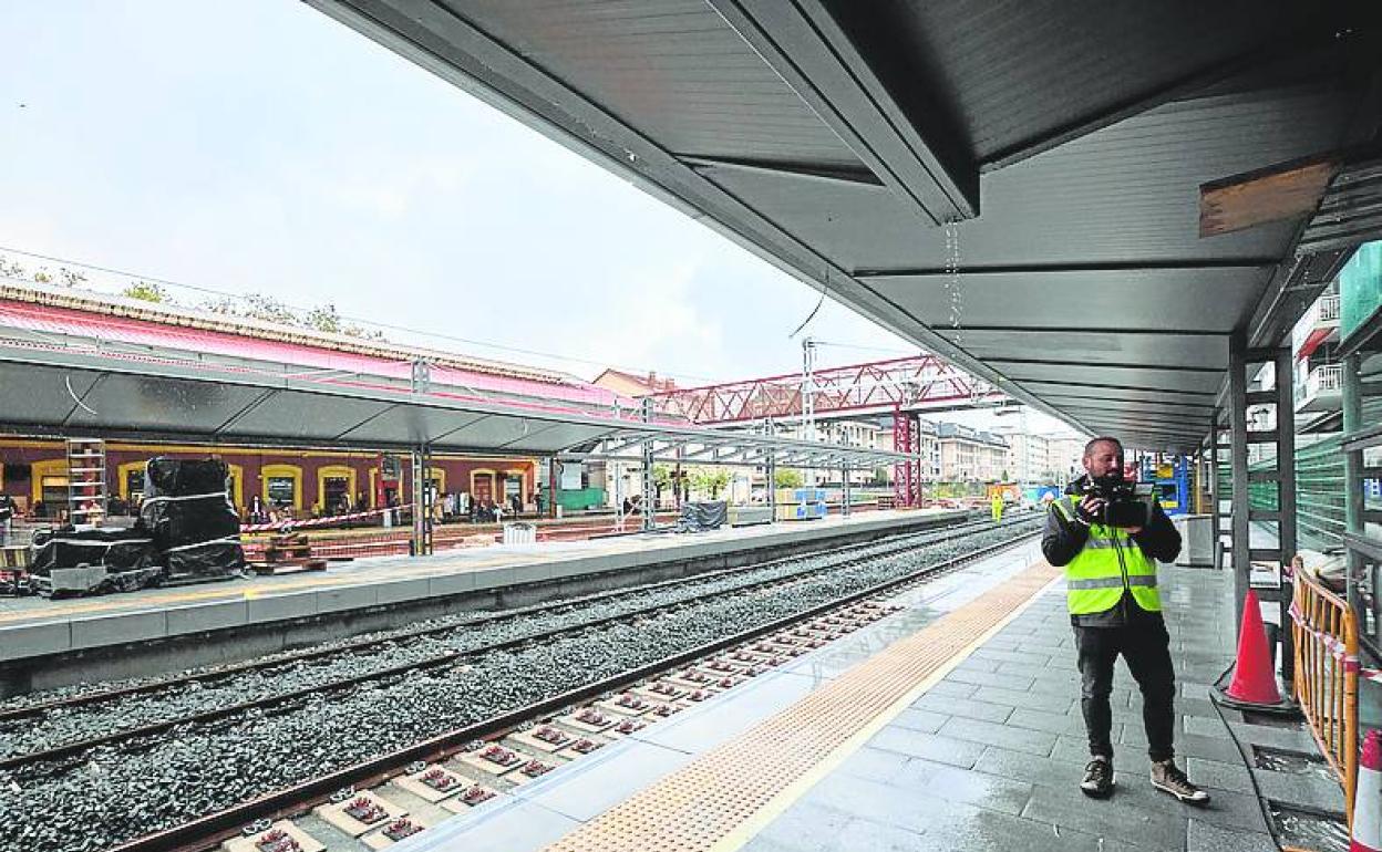 Las obras de la estación de tren de Donostia permitirán ampliar el paso subterráneo de Egia y alumbrar una gran plaza para acceder a Tabakalera