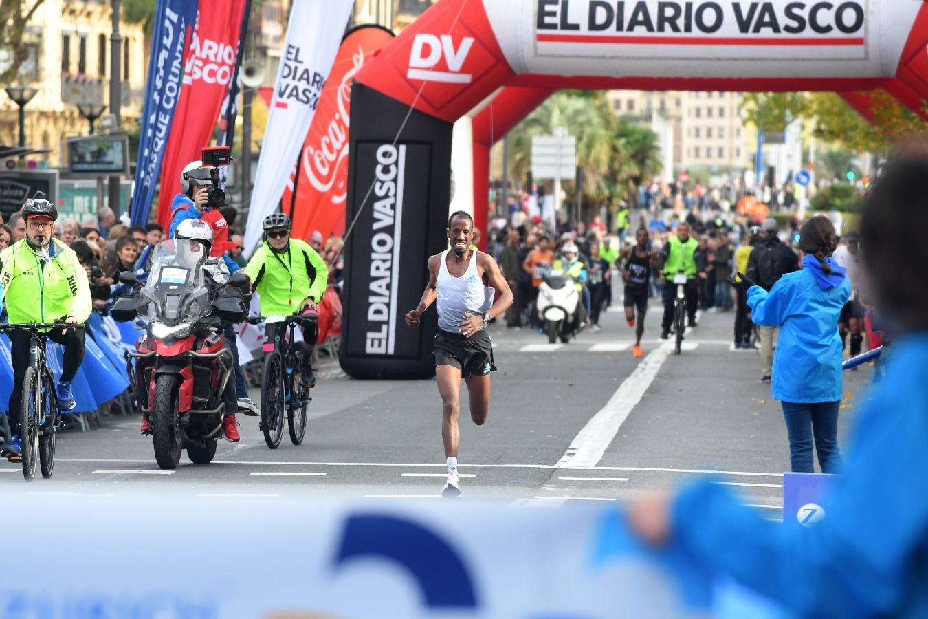 Fotos: Las mejores fotos del Zurich Maratón de San Sebastián