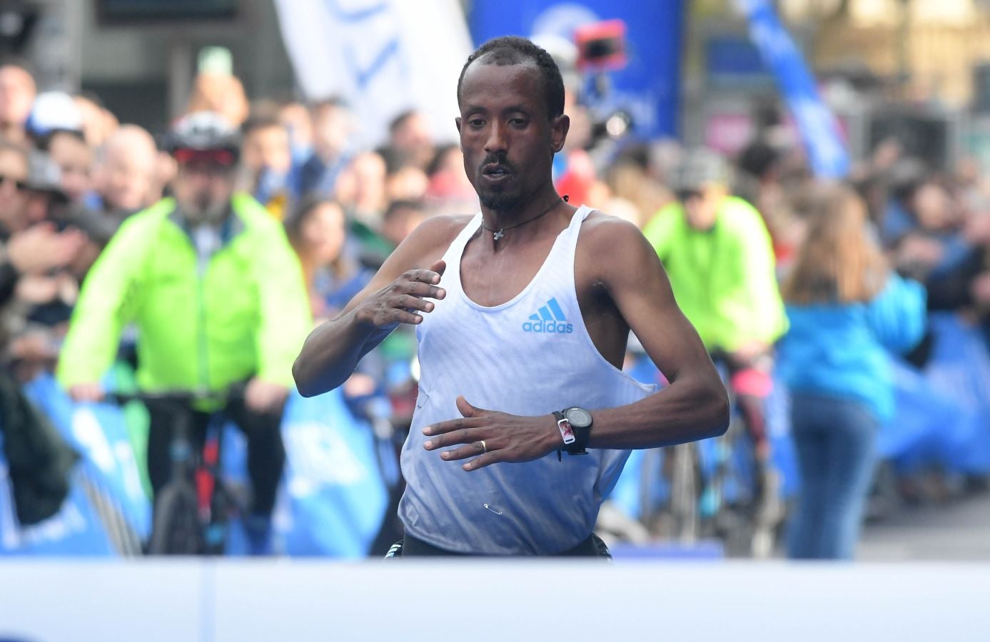 Fotos: Las mejores fotos del Zurich Maratón de San Sebastián